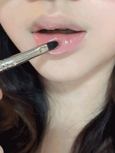 Sheglam Crystal Glaze Moisturizing Lip Care