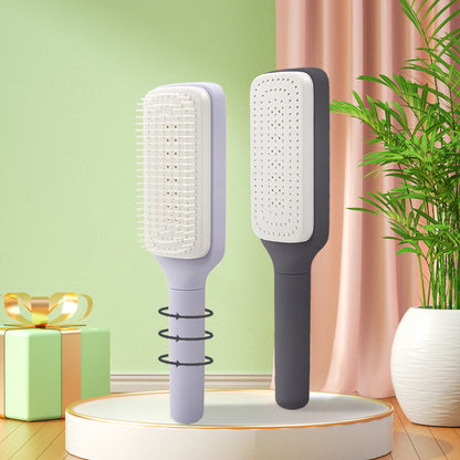 Self-Cleaning Rotating Lifting Comb