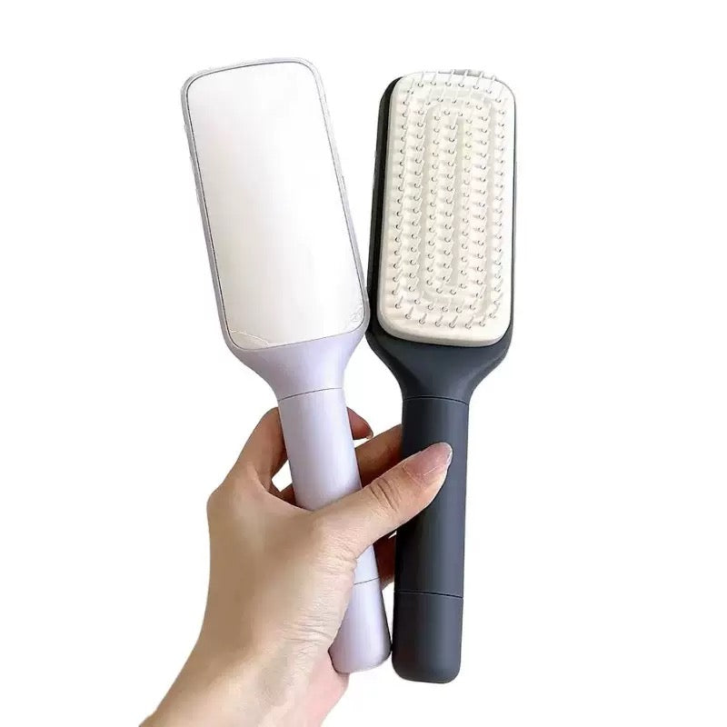 Self-Cleaning Rotating Lifting Comb